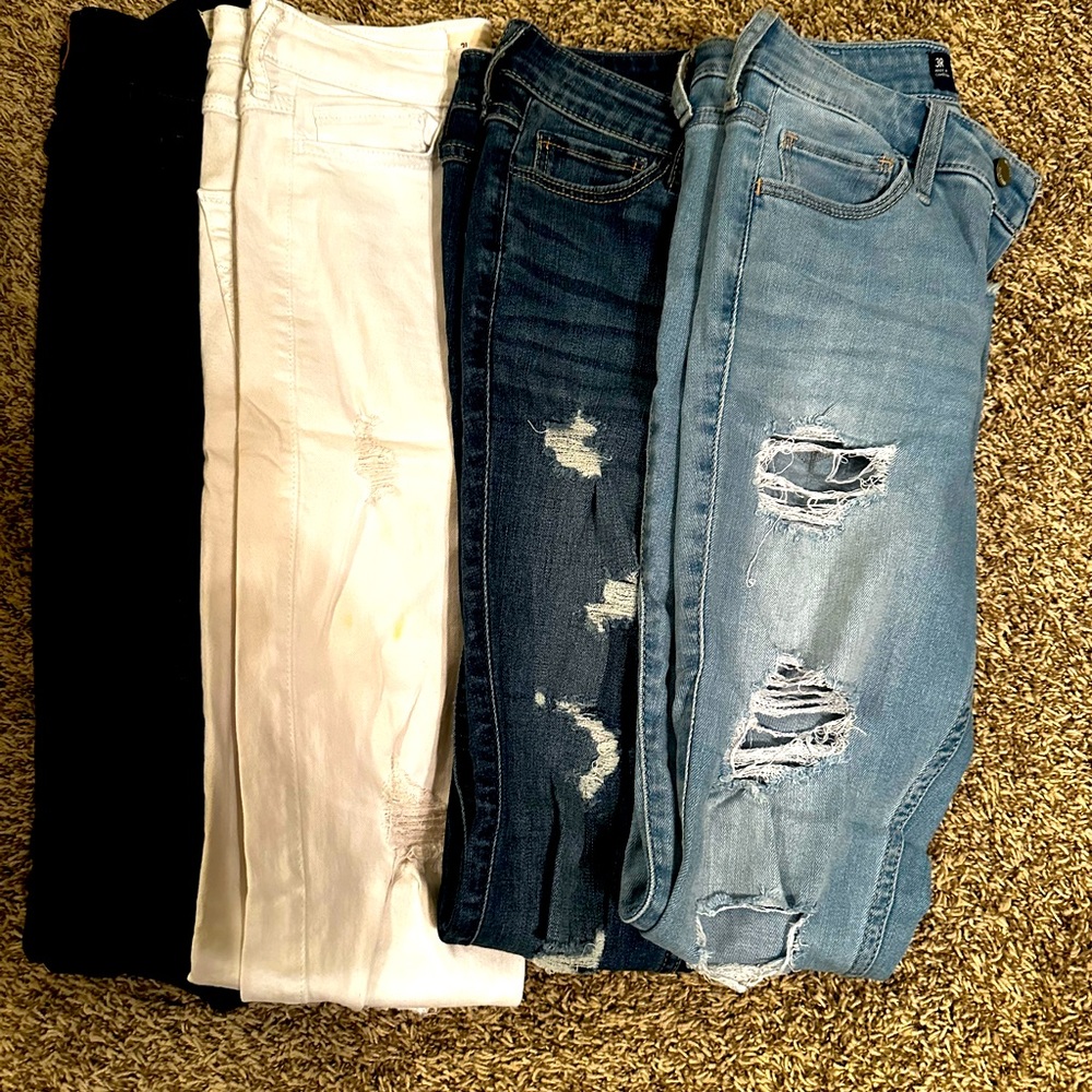 HOLLISTER JEANS⚠️